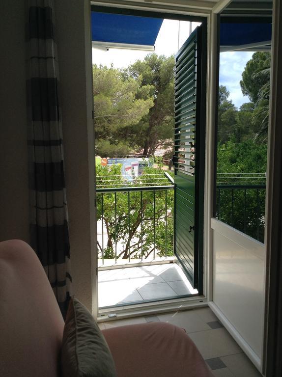 Apartment Afrika Makarska Zimmer foto
