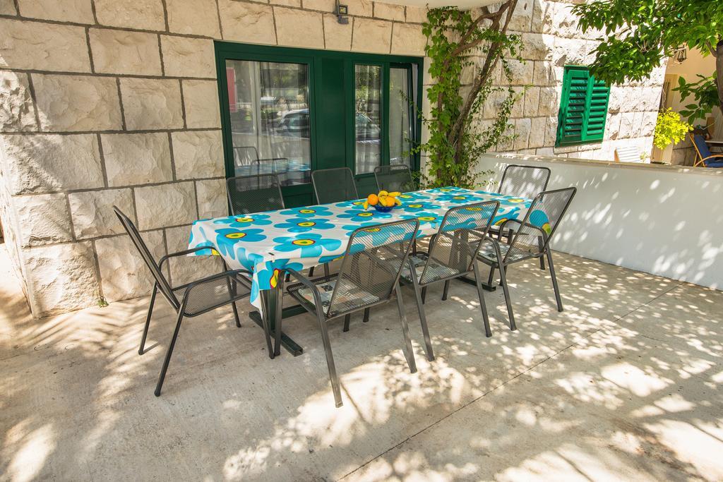 Apartment Afrika Makarska Exterior foto